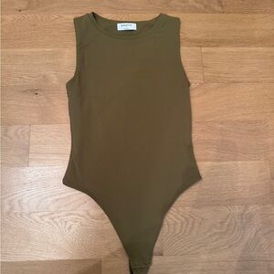 Babaton Olive Top